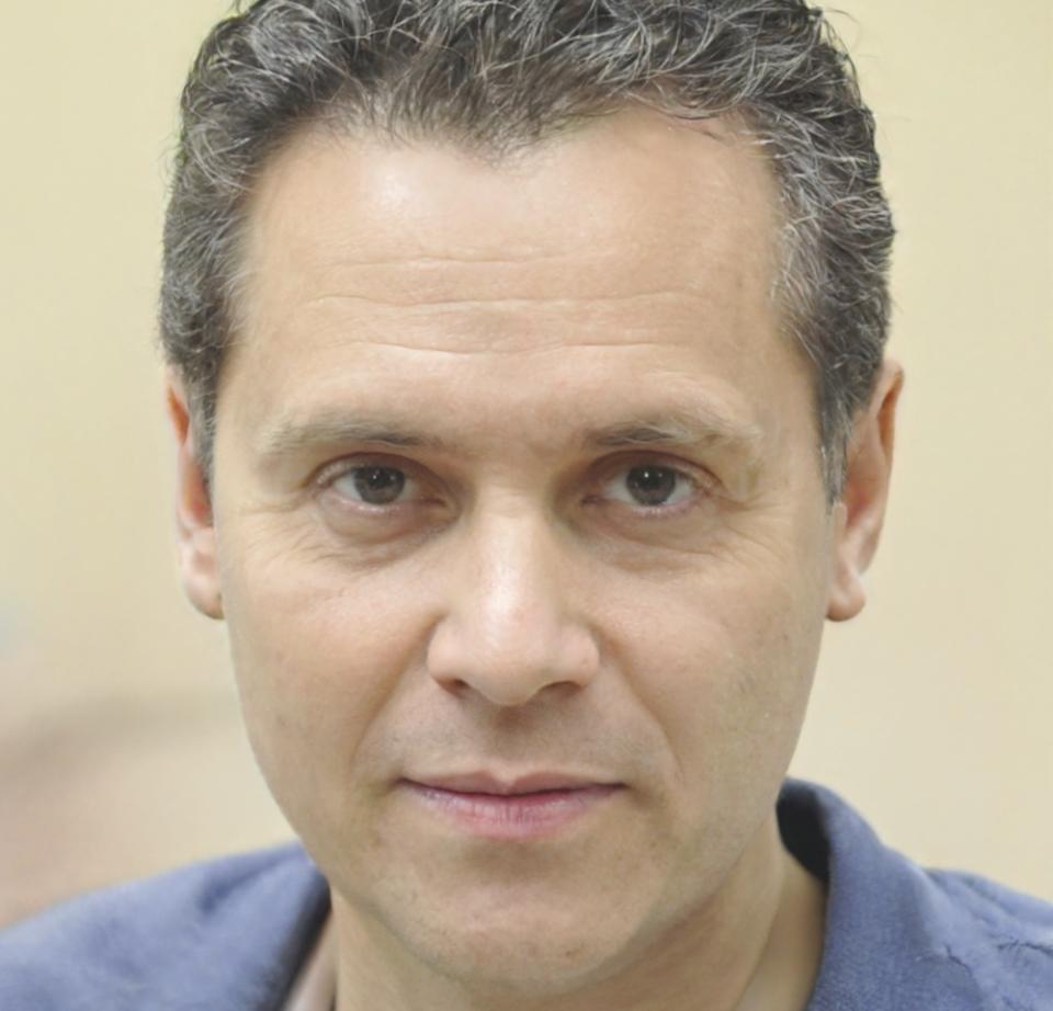 Portrait professionnel de Maxime Dubois